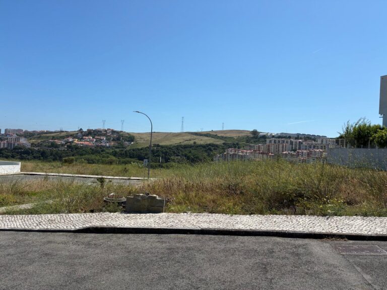 Terreno Agualva 290m2
