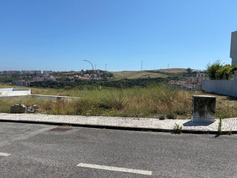 Terreno Agualva 425m2